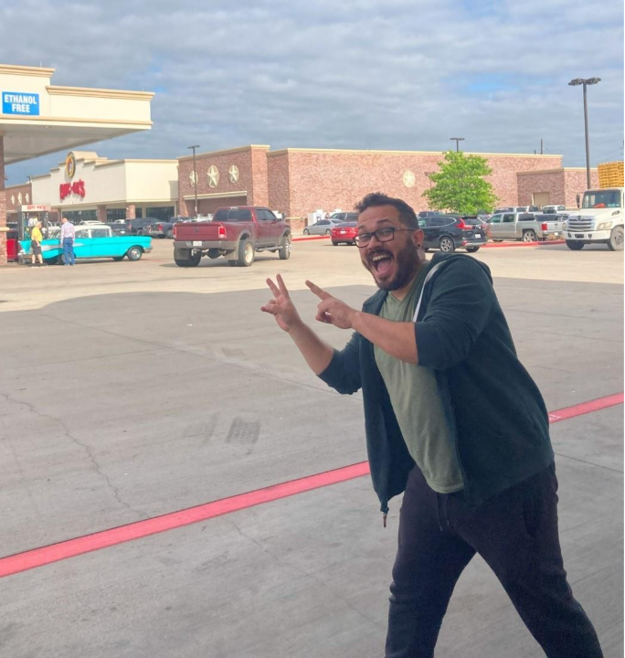 Luis Santiago-Rosario (co-author) during a pit stop while doing field work in Texas, USA. 