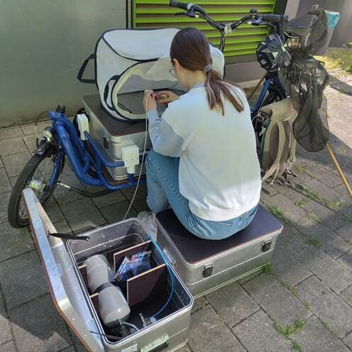 The Bee-Bike can be converted into a small outdoor research station.