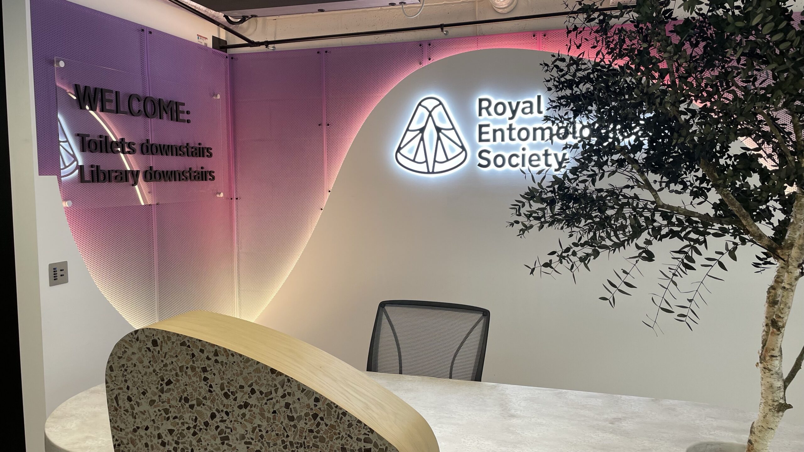 Wenlock Road, RES London HQ - Reception Desk
